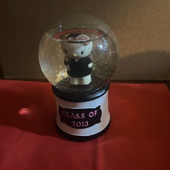 Hello Kitty snow globes - Picture 2 of 7